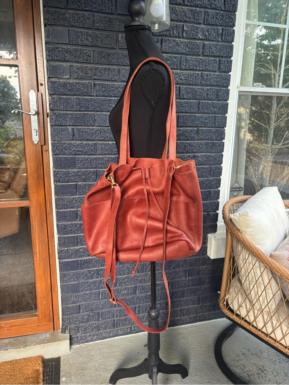 Parker Clay leather Emma bucket bag purse